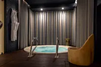 Corpo Santo Lisbon Historical Hotel - ที่มีสปา