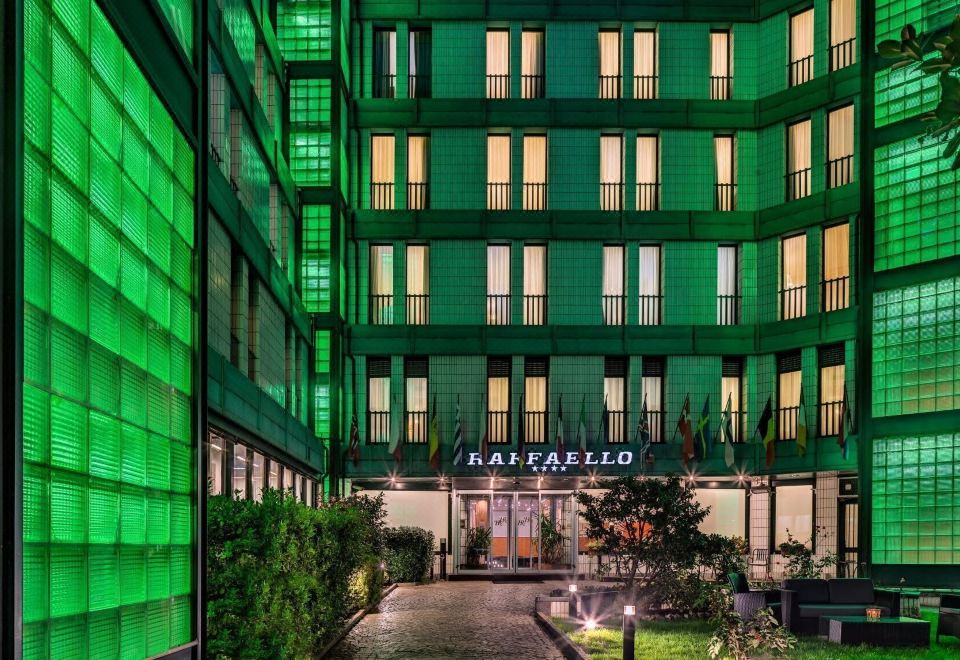 호텔 객실 침대