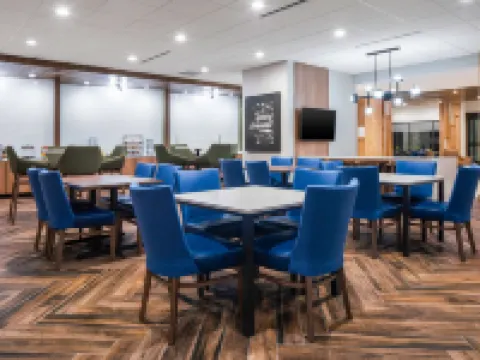 Fairfield Inn & Suites Corinth South Denton Area Hotels in Corinth