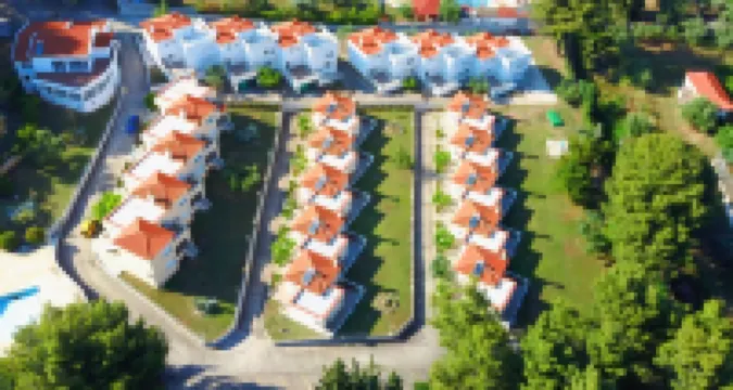 Sithonia Lodge