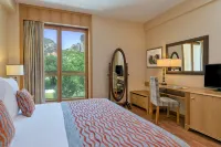 Divani Meteora Hotel - balcony