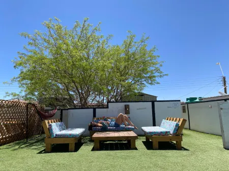 Rey Lagarto Hostel Отели рядом с достопримечательностью «Centro San Pedro Atacama»