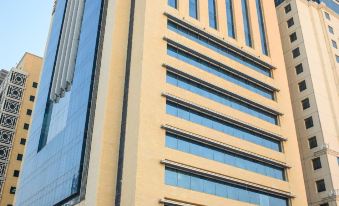 Saraya Corniche Hotel