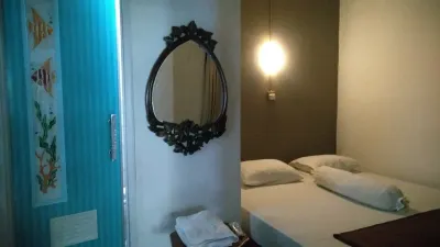 Hotel Nuansa Bahari Hôtels à proximité de : Pantai Sayang Heulang