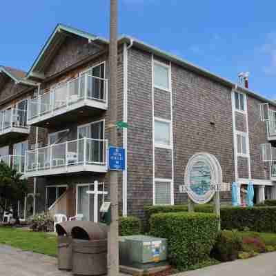 Inn at the Shore Hotel Exterior