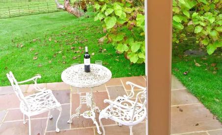 Oke Apple Cottage - Housity