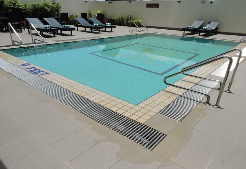 1. 호텔 그랜드 컨..