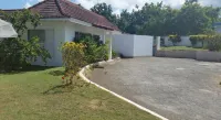 Gemini Villa Hotels in St.Bran's Burg