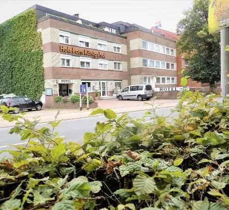 Am Königshof Отели в г. Куксхафен