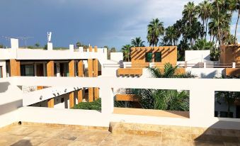Casa Bugambilias