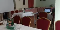 Waldhotel Seelow Hotels in Neuhardenberg