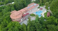 Park Hotel Troyan Hotels in Apriltzi