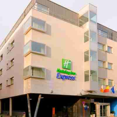 Holiday Inn Express Mechelen City Centre Hotel Exterior