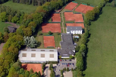 Sporthotel Racket Inn Hotels in Eimsbuttel