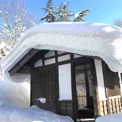 Kaikake Onsen Ryokan Hotel Exterior