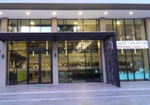 시즌 파이브 호텔