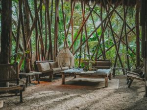 Naya Bacalar Lagoon Front Hotel