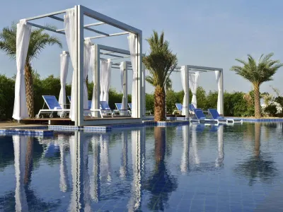 Avasa Hotel Отели в г. 