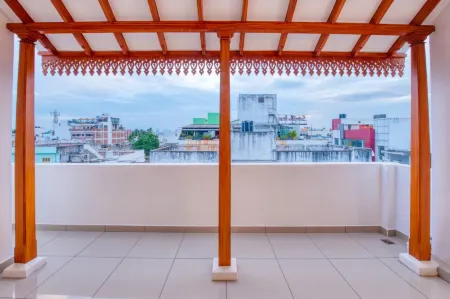 查魯之家酒店