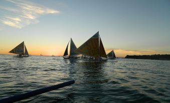 Boracay Midtown Hotel