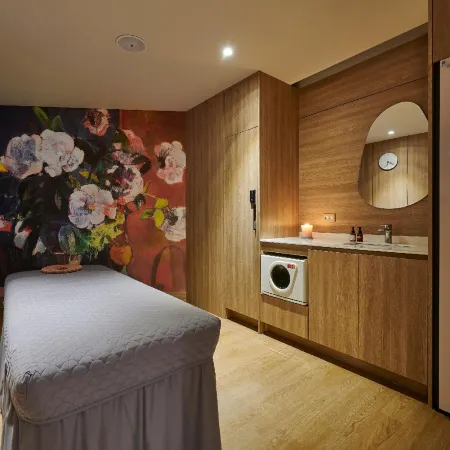 N285Hotel Отели рядом с достопримечательностью «Станция метро Jongno-3ga»