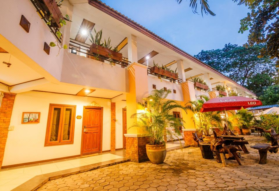 Huandalha Resort Lumphun Images