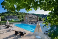 L'Hôtel des Bains - Salles-la-Source Hotel a Campuac