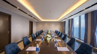 0227212000amruzgw5186 R 320 180 R5 D