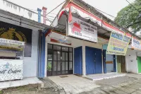 RedDoorz near Stasiun Malang Kota Lama 2