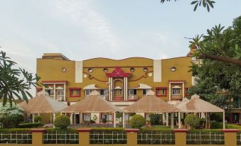 OYO 24547 Hotel Vishwas Bar and Club Resort