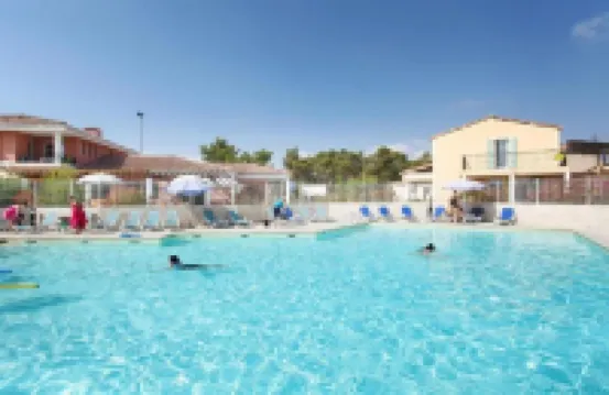 法國土地 - 金羊公寓