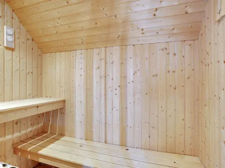 "Lavina" - 950m from the Sea Отели в г. Hvide Sande