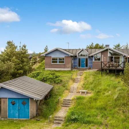 "Bodulf" - 600m from the Sea