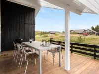 "Fejzo" - 700m to the Fjord Hotels in Bjerregard