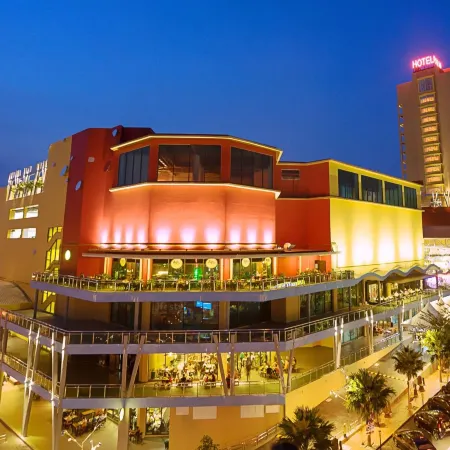 Palm Seremban Hotel Отели рядом с достопримечательностью «Парк с озером»