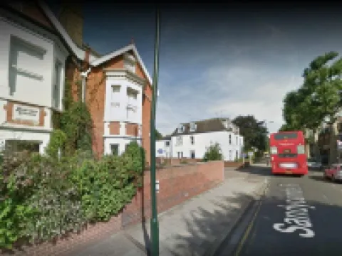 Kew Studios and Rooms