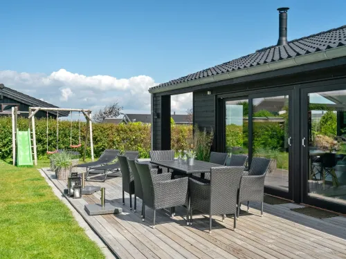 "Kjell" - 100m from the Sea Hotels in Bogense