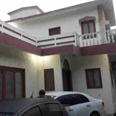 New Grace Inn Hotel Exterior