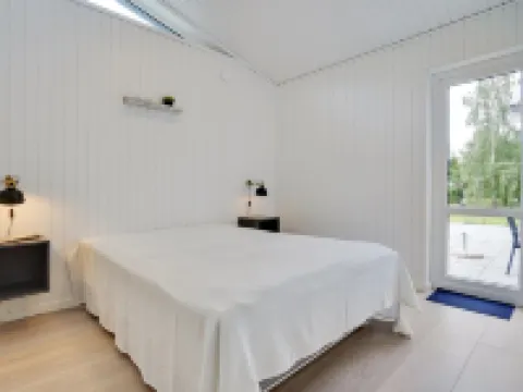 "Bjarki" - 800m from the Sea