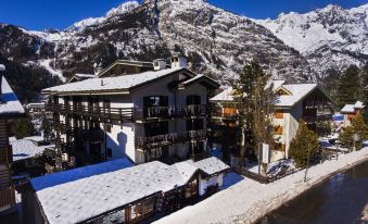 Hotel les Jumeaux Courmayeur