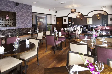 Premier Inn Leeds East Отели в г. Гарфорт