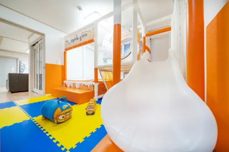 Chungdo Cookiekids Poolvilla