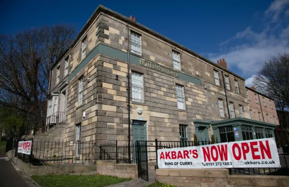 巴爾莫拉爾酒店