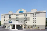 Days Inn by Wyndham Wilkes Barre Hotel di 