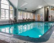 Clarion Hotel Beachfront - Beach