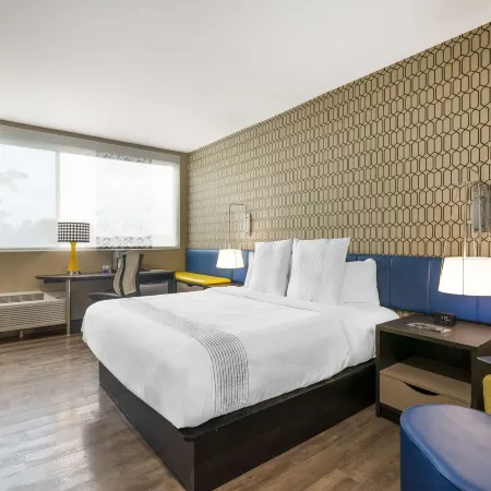 GLō Best Western Pooler - Savannah Airport Hotel