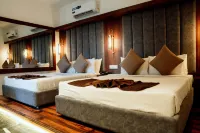 Redwood Resort Hotel di Panchkula