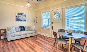 Cozy Carpinteria Apartment Walkable Location