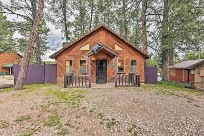 Ruidoso Cabin w/ Deck & Grill - Walk to Town! Hotels in Ruidoso
