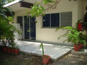 Alizes Bungalows Sarl - Location Bungalow Cerise 1